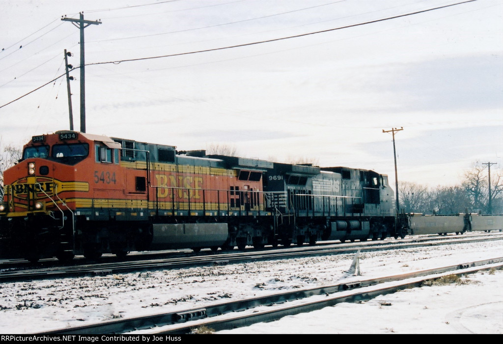 BNSF 5434 West